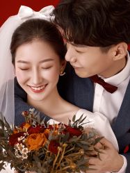 -雪中彩影婚纱摄影·微光艺术中心