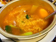 -马路牙子地桌烤肉(工体店)