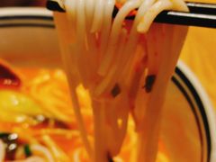 -刀小蛮半只鸡过桥米线(家乐福四元桥店)