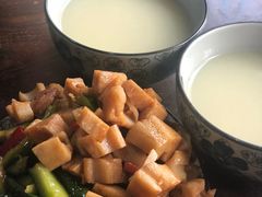 -内蒙焖面大盆骨餐馆(山大路店)