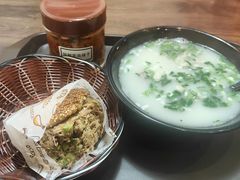 -万红路羊汤烧饼店(将台路店)
