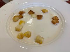 奶油鸡茸汤-小白桦西餐厅