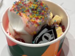 -DQ·蛋糕·冰淇淋(大宁国际商业广场店)