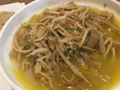 -洋沙湖湖色生鲜主题餐厅