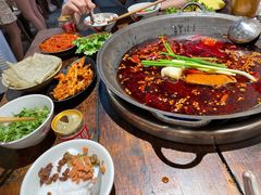 -四小区火锅·巷子里的重庆火锅(花照壁店)