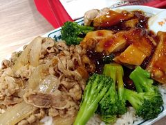 双拼鸡锦牛肉饭-和合谷(北京市王府井百货大楼店)