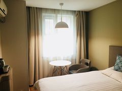 -汉庭(天津滨江道步行街店)