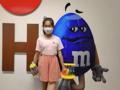 -m豆巧克力世界(上海世茂广场店)