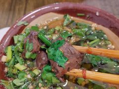 -黄潇洒老火锅(九眼桥宏济巷店)
