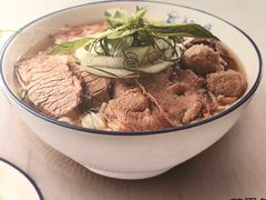 -美奈小馆·越南料理(中航城君尚购物中心店)