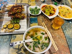 -老谢野馄饨(延安路店)