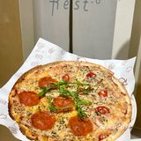 不夸张！顺德这家薄脆披萨平价又好吃‼️