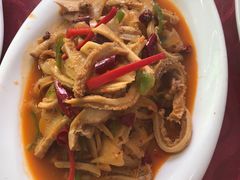 -穆豪麦蒸碗羊羔肉