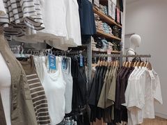 -优衣库(青岛伟东乐客城店)