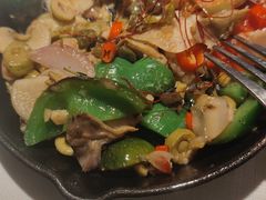 -春树下·树屋花房西餐厅(罍街AS1980店)