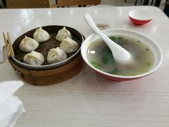 -珊珊小笼馆(仙霞路店)