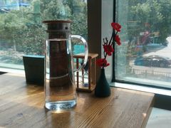 -蜜桃餐厅·伴山(湖滨商业街店)