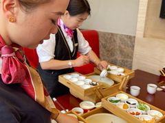 -云南荟·湖畔领宴(领事馆店)