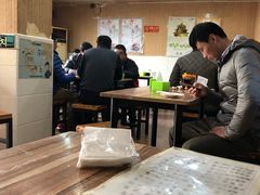 大堂-宝瑞门钉肉饼店