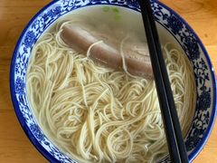 枫镇肉面-裕兴记·三虾面(西北街总店)