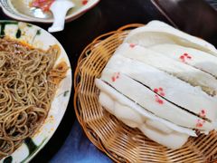 -蓝田九大碗民俗食府(蓝田店)