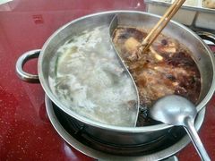 -老石黑山羊毛驴肉火锅(金凯广场店)