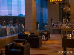 -上海龙之梦万丽酒店