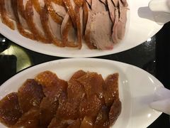 -皇城根·烤鸭·鱼头·家常菜(欧亚大观乐活城店)