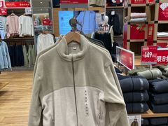 -优衣库(上海金桥国际商业广场店)