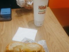 -The Habit Burger Grill 哈比特汉堡(世博店)