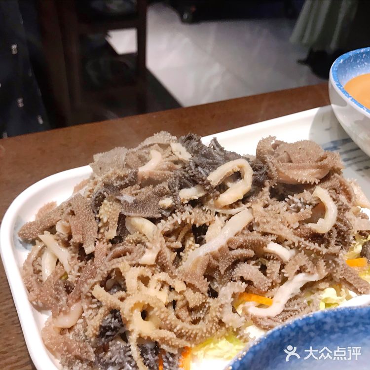 京庄，华侨城的热宴