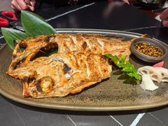 -山川小町·极番烧肉(新地假日广场店)