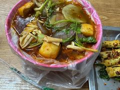 -小红房麻辣烫炸香串