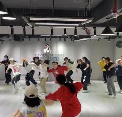 点击看大图 -唯舞空间