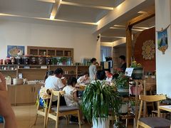 大堂-四姑娘山阿巴郎·藏式花园餐厅