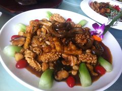 -幸福绿洲美食广场
