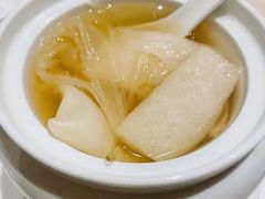 花胶竹笙松茸炖鱼翅-恒悦轩·粤菜(上海展览中心店)