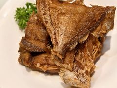 本帮熏白鲳-忆家一宴(大木桥路旗舰店)