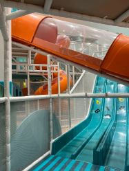 -奈尔宝家庭中心·亲子餐厅(鄞州万达店)