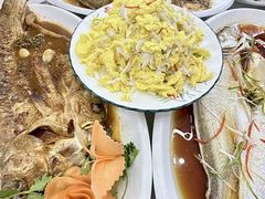-丹水桥地锅鱼·翘嘴鲌·地方特色全鱼宴(丹江口大坝店)