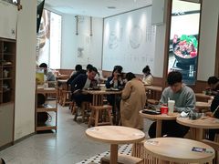 大堂-小满手工粉(杭州滨江龙湖店)