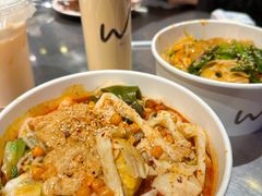 -W COLLECTIVE  DESSERT SHOP