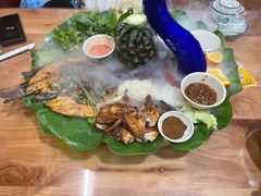 -沐毫傣泐云南菜孔雀宴•手抓饭傣味烧烤(曼听公园店)