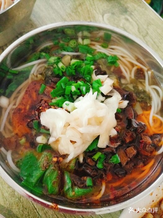 云南昭通米线凉粉(双冯二里店)香菇米线图片