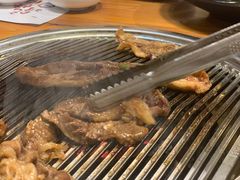 -草家酱蟹炭火烤肉店(珲春南路一店)