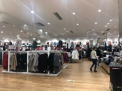 -优衣库(湛江鼎盛广场店)