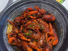 -肥肥虾庄·金牌油焖大虾(首义路店)