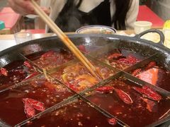 -正贰捌经重庆老火锅(建设路店)