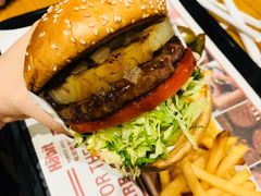 -The Habit Burger Grill 哈比特汉堡(爱琴海店)