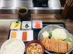牛肉-牛かつもと村(上野店)
